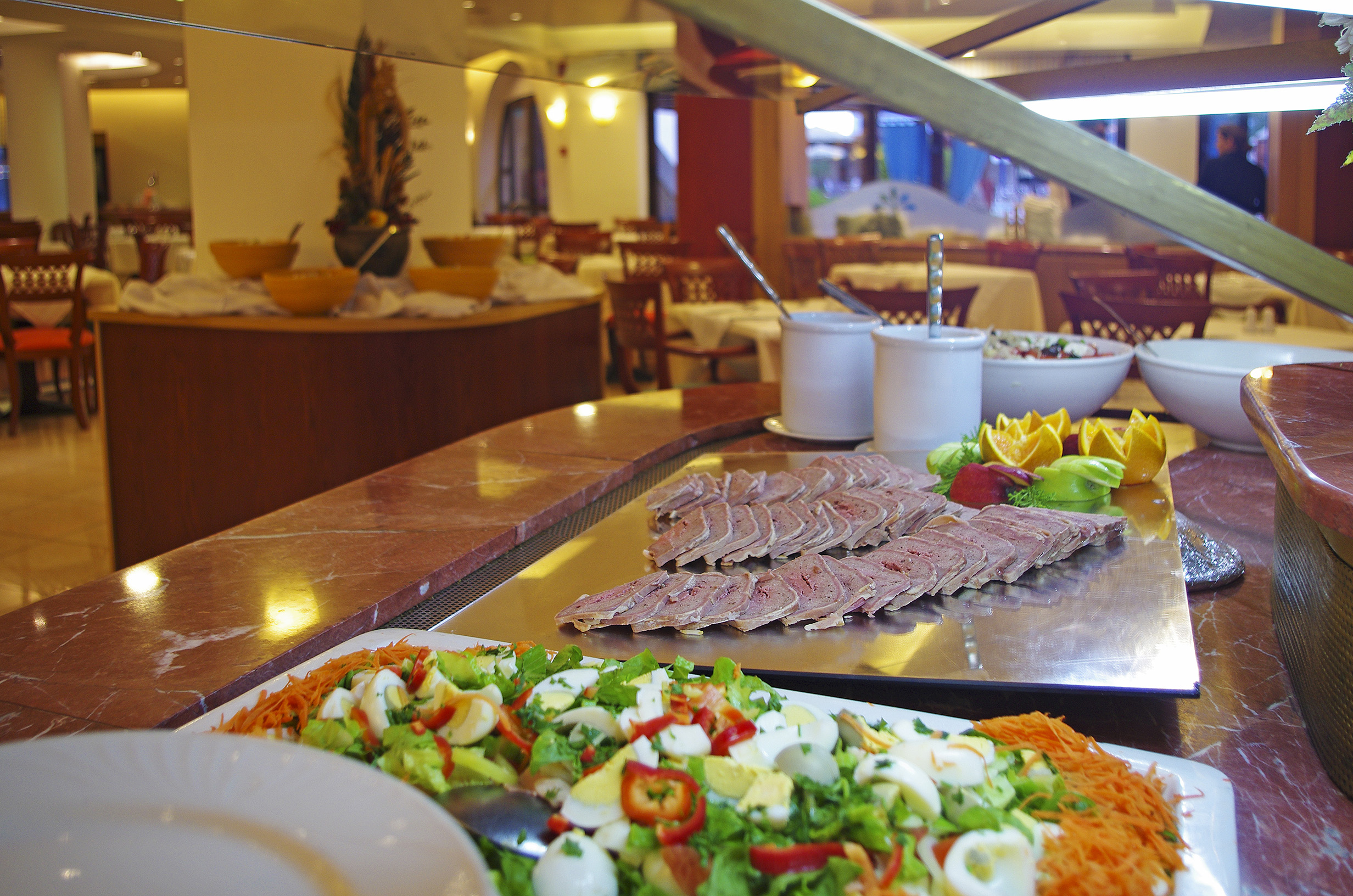 Bar And Restaurants At Mythos Palace Resort & Spa