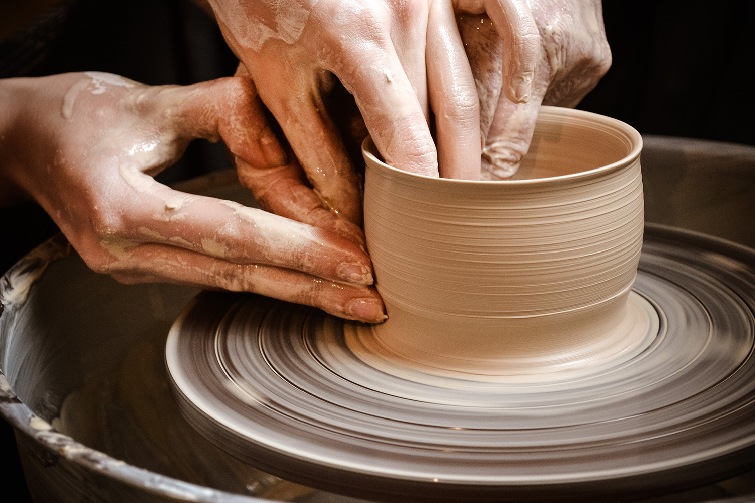 Pottery Shutterstock 658003336