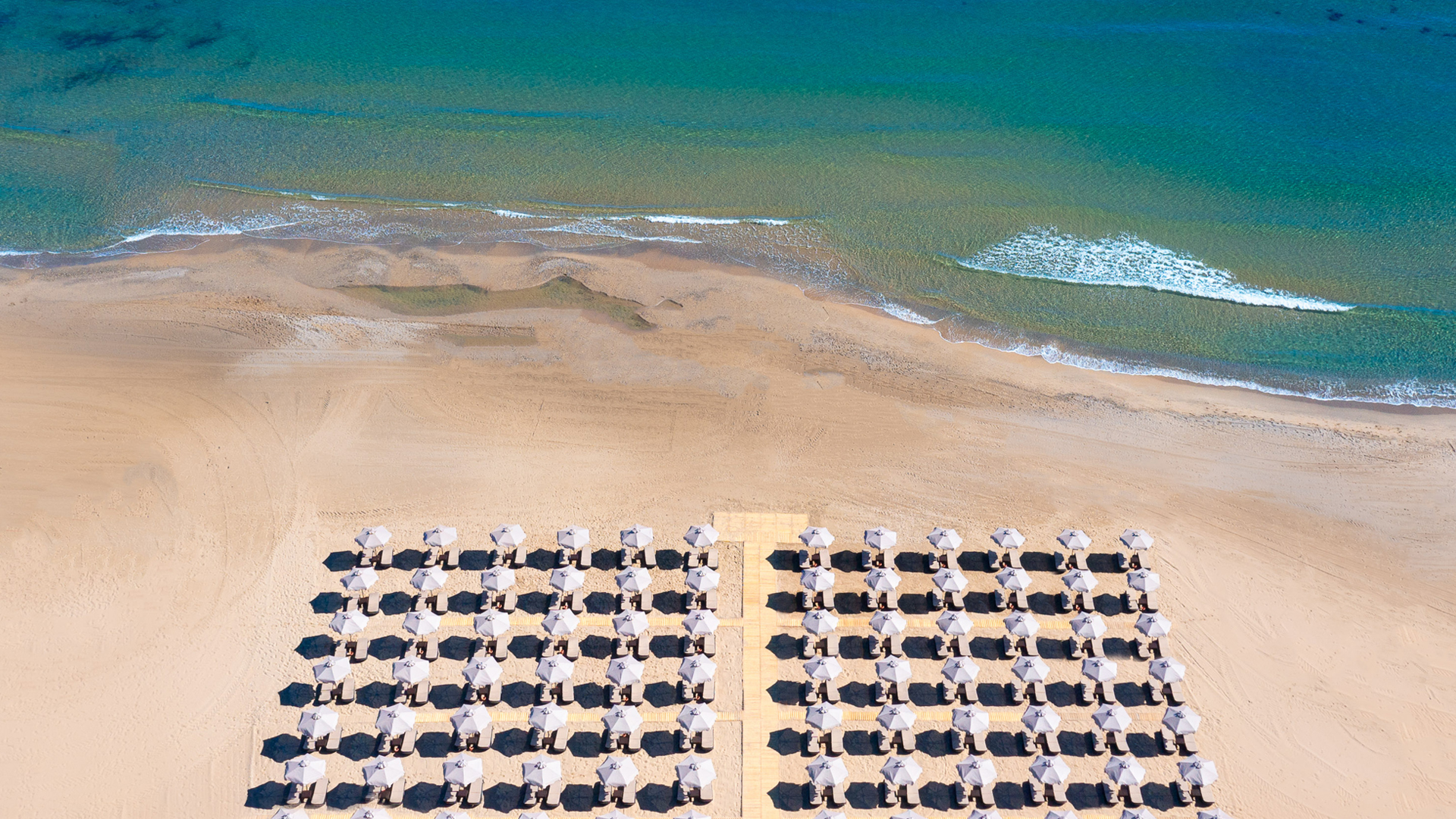 Kournas Beach: A Majestic Sandy Beach In The Heart Of Georgioupolis, Crete